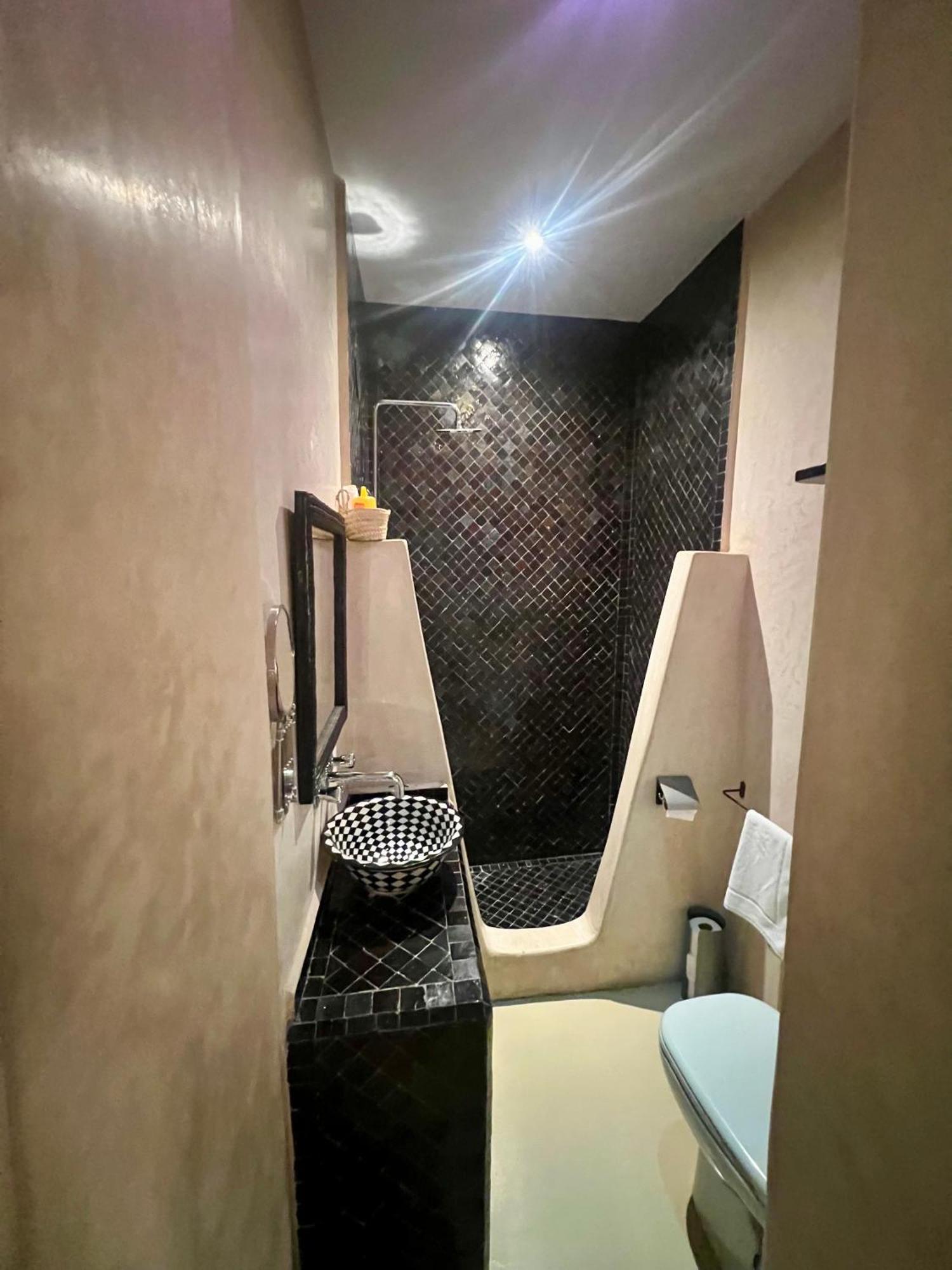 "Le 21", Exclusive Luxury Duplex 400M From Jemaa El Fna Place -Hammam-Jacuzzi-Koutoubia View-Roof Terrace -Speed Wifi Marrakesch Exterior foto